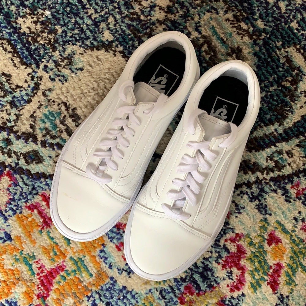 Vans Ward Sneaker in White